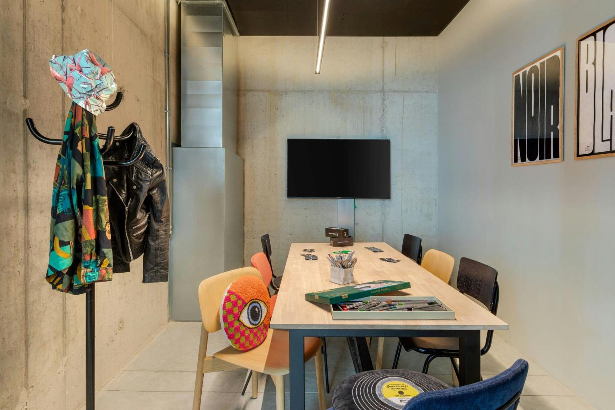 Moxy Antwerp Hotell Eksteriør bilde