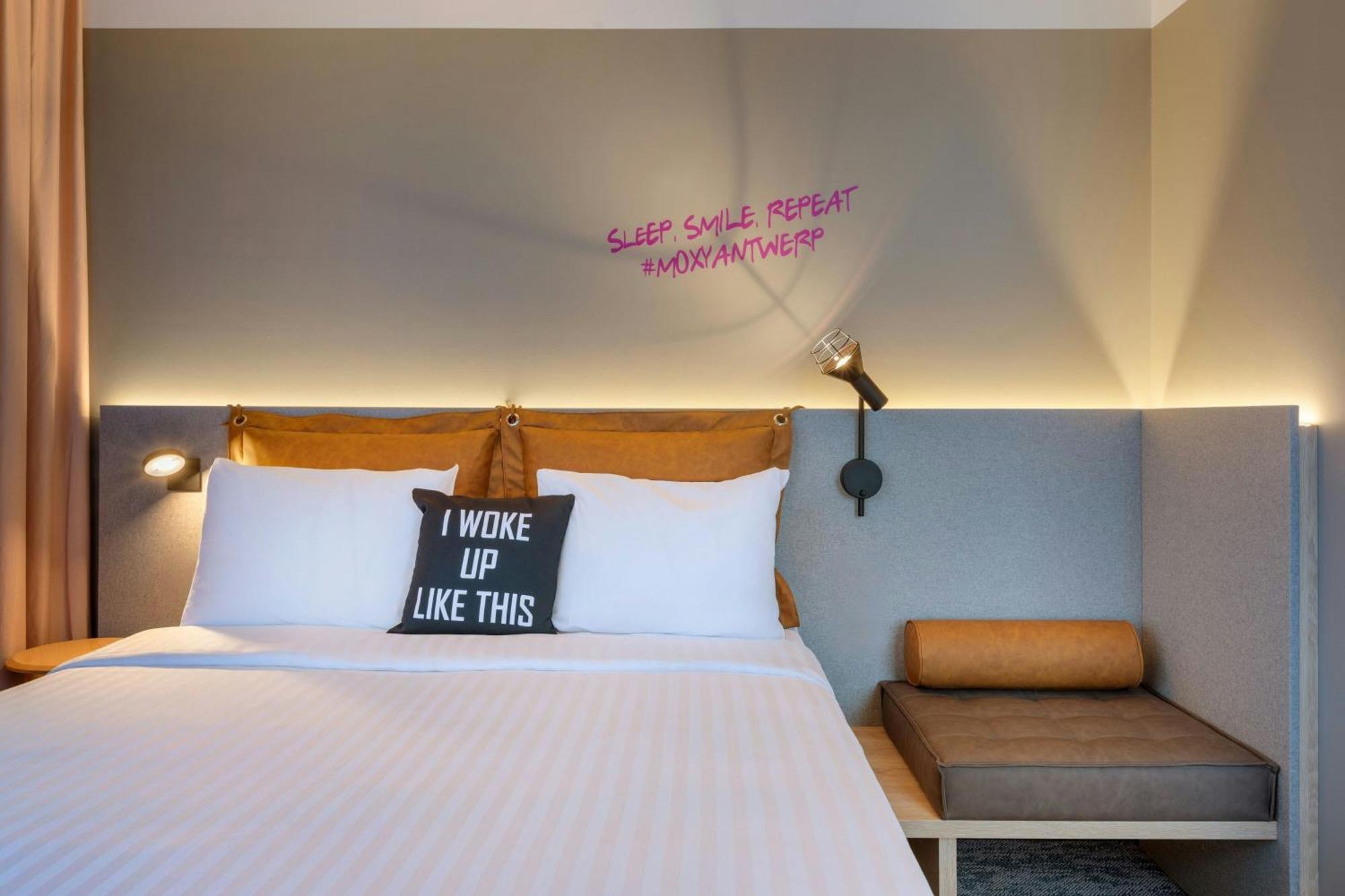 Moxy Antwerp Hotell Eksteriør bilde