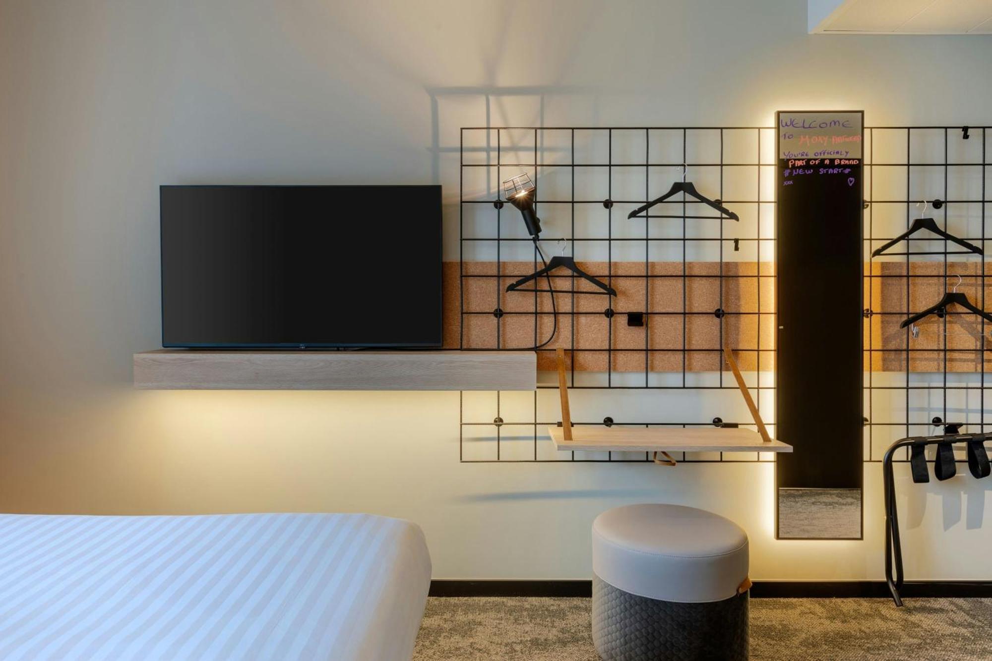 Moxy Antwerp Hotell Eksteriør bilde