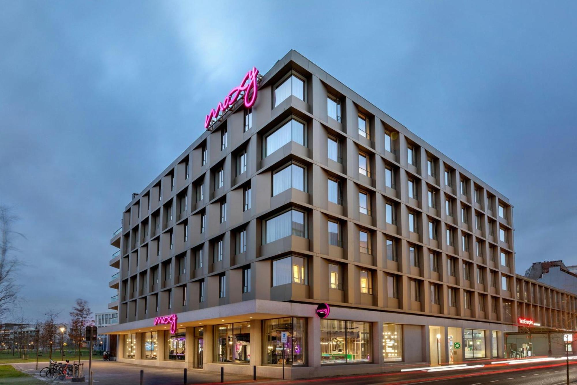 Moxy Antwerp Hotell Eksteriør bilde
